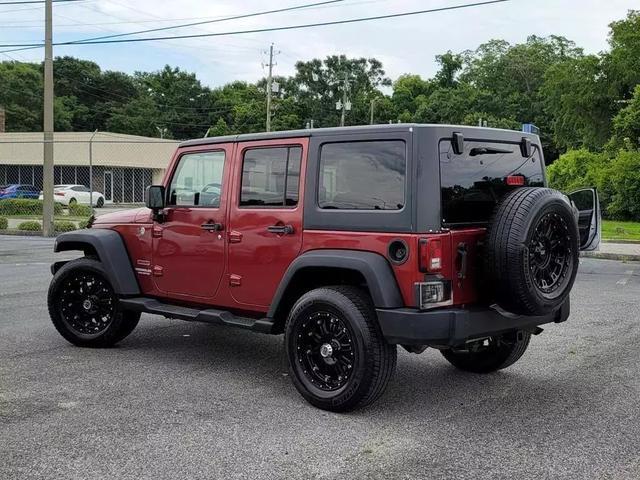 used 2013 Jeep Wrangler Unlimited car, priced at $11,995