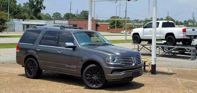 used 2015 Lincoln Navigator car, priced at $17,995