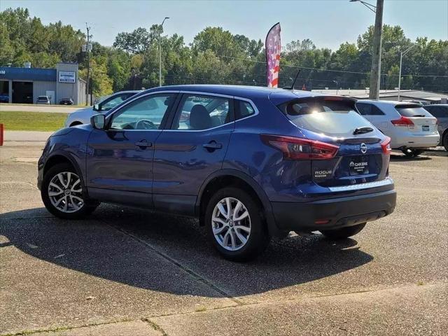 used 2020 Nissan Rogue Sport car, priced at $15,995