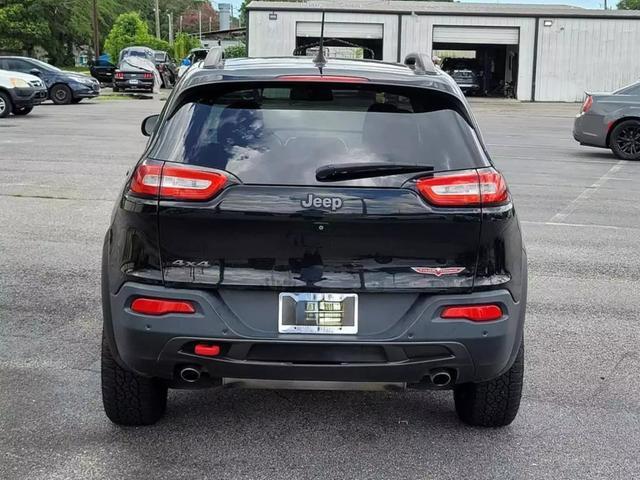 used 2018 Jeep Cherokee car, priced at $18,900