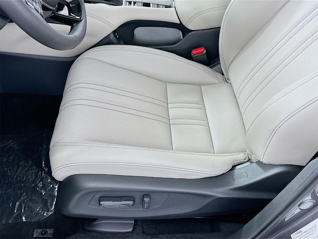 new 2025 Honda HR-V car, priced at $32,395