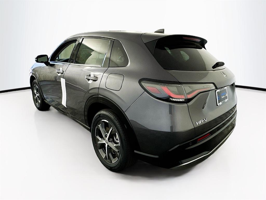 new 2025 Honda HR-V car, priced at $32,395