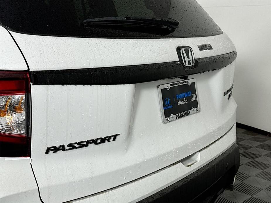 new 2025 Honda Passport car, priced at $50,320