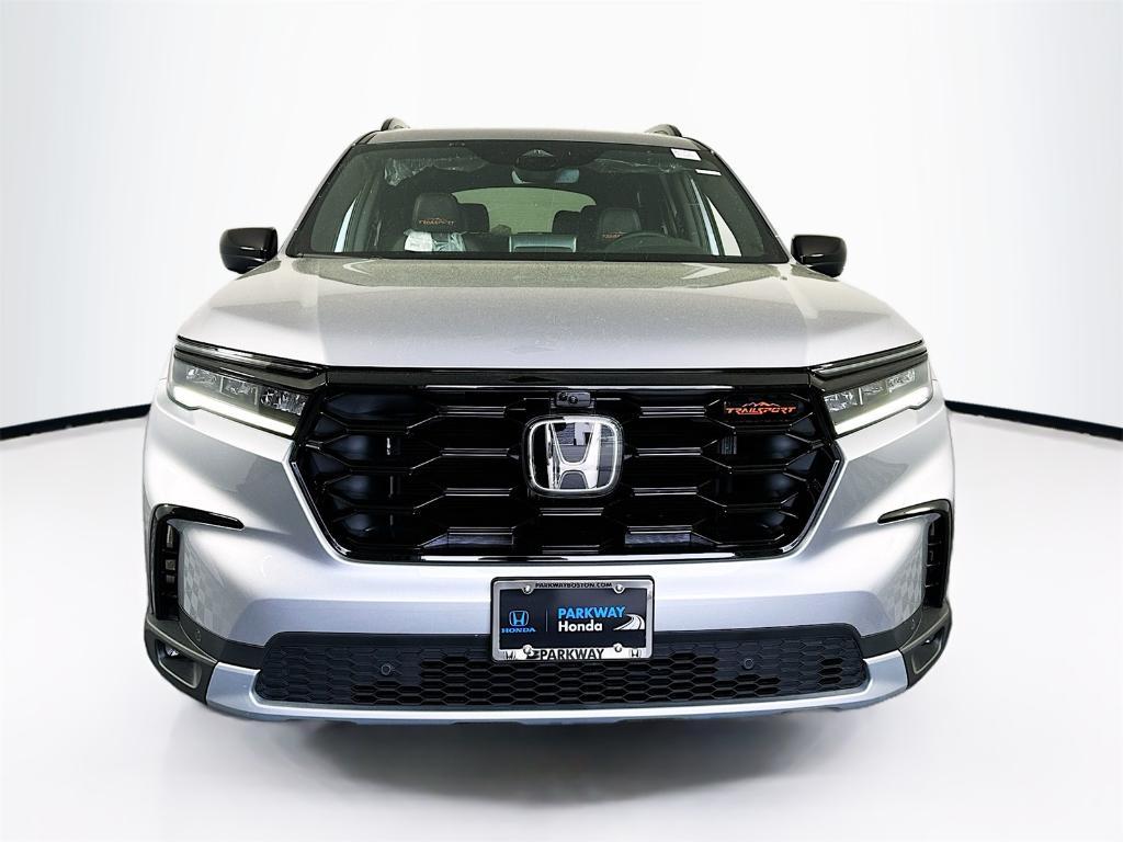 new 2025 Honda Pilot car, priced at $50,850