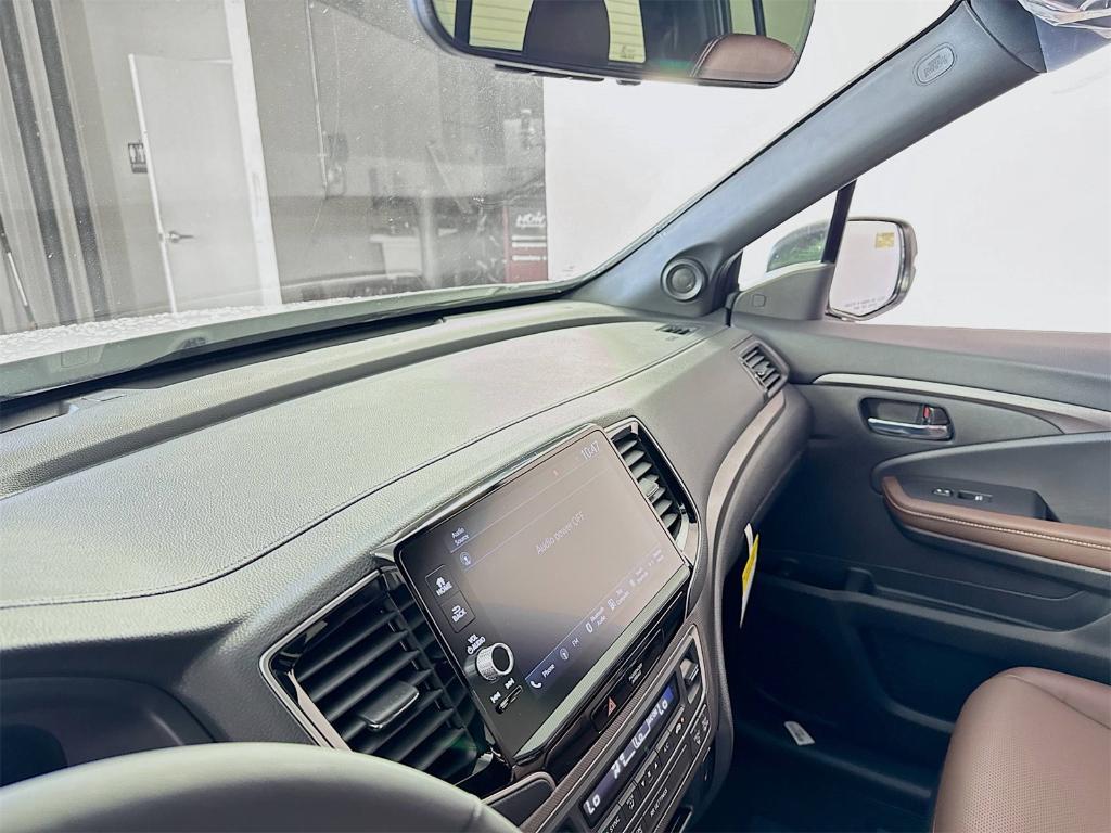 new 2025 Honda Ridgeline car, priced at $45,135