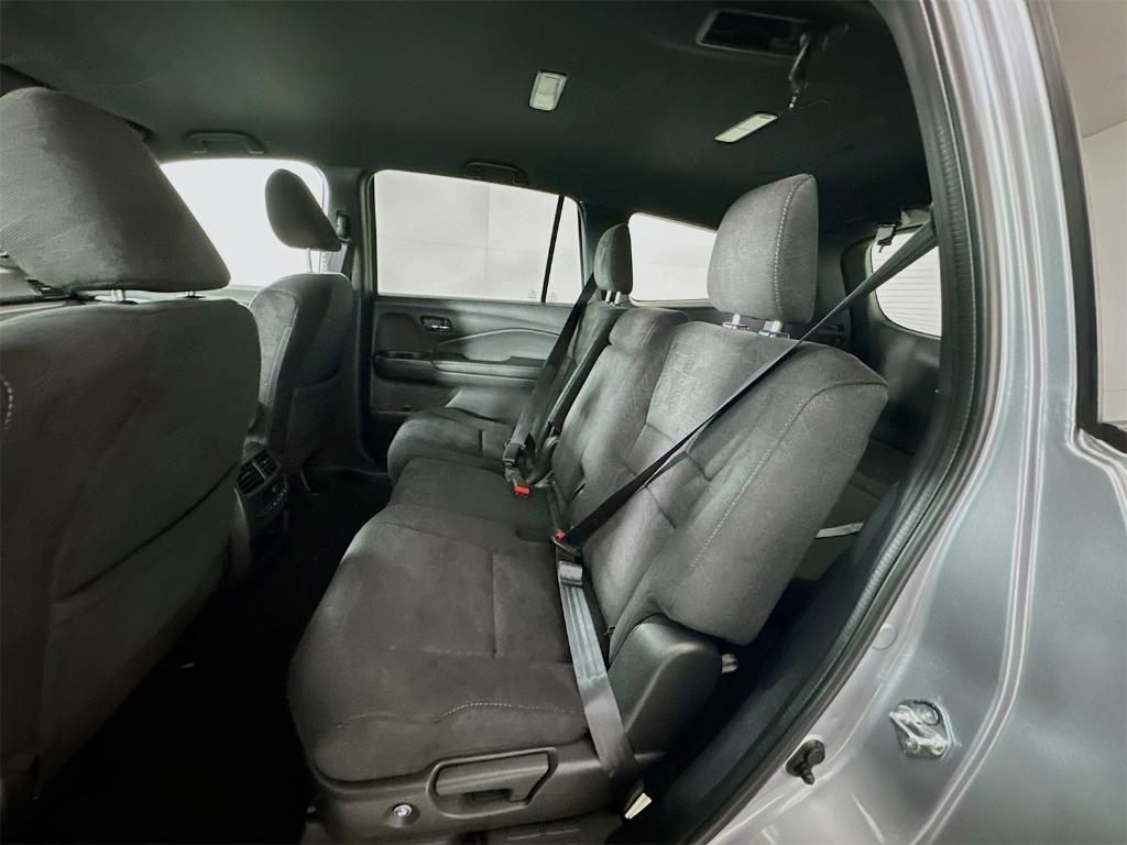 used 2022 Honda Pilot car, priced at $31,698