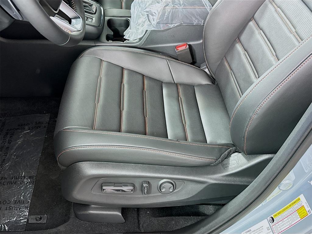 new 2026 Honda CR-V Hybrid car, priced at $38,980
