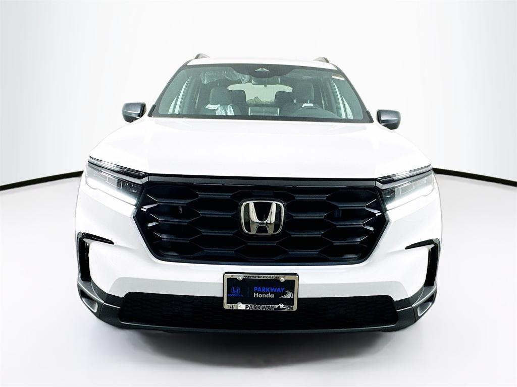 new 2025 Honda Pilot car, priced at $44,150