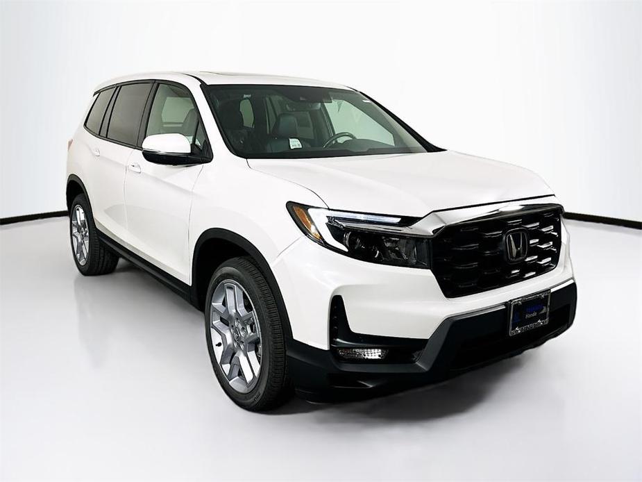 new 2025 Honda Passport car, priced at $44,250