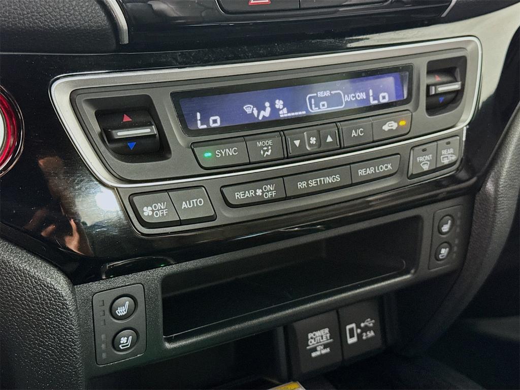 used 2022 Honda Passport car, priced at $34,290
