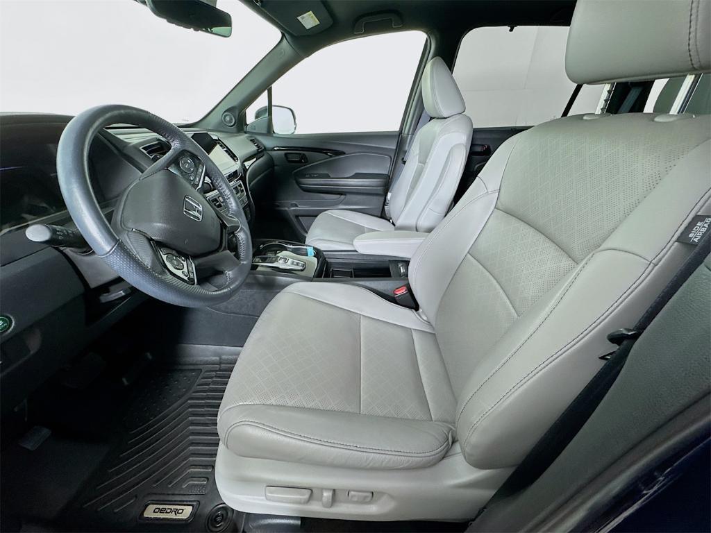 used 2022 Honda Passport car, priced at $34,290
