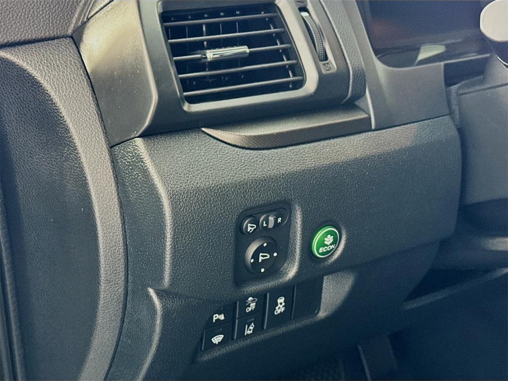 used 2022 Honda Passport car, priced at $30,998