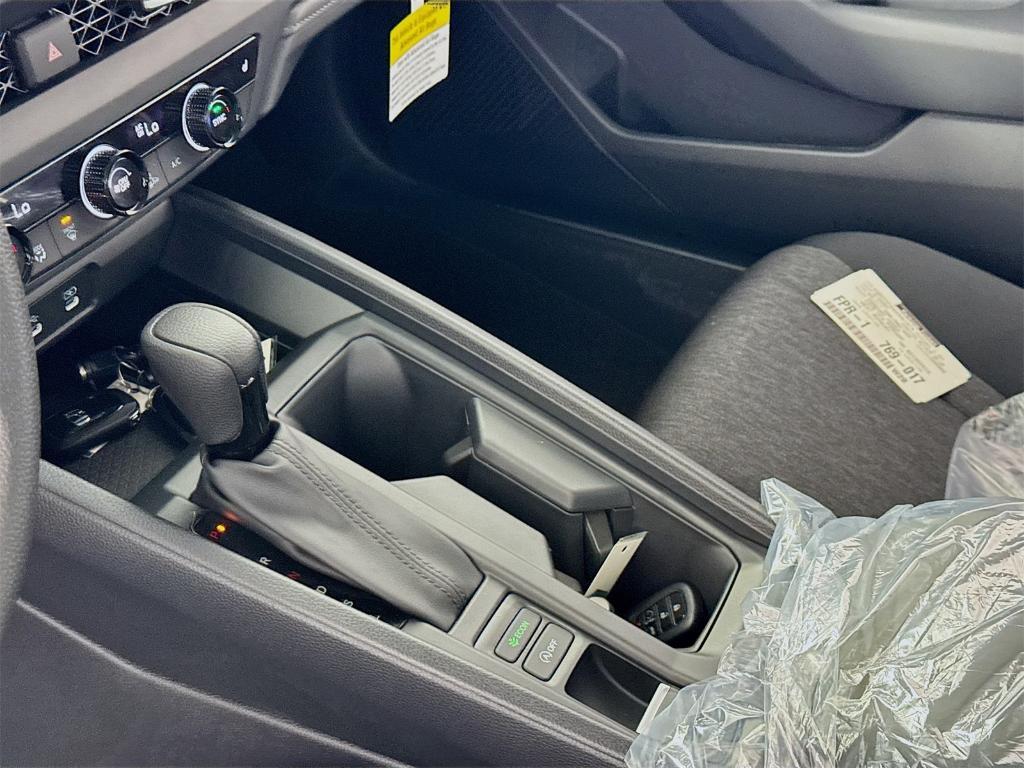new 2025 Honda Accord Hybrid car, priced at $40,450