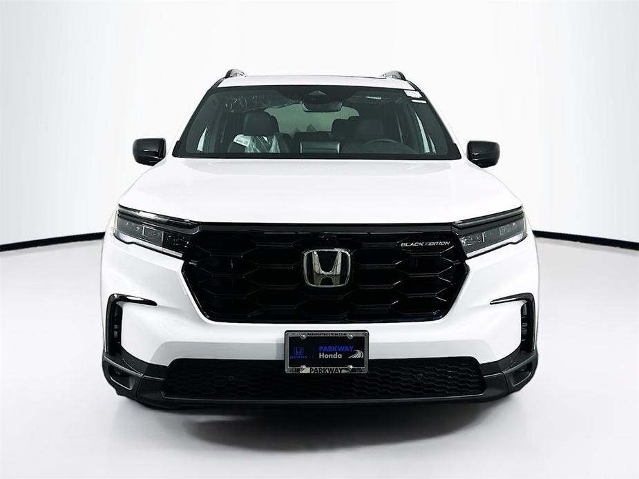 new 2025 Honda Pilot car, priced at $56,430