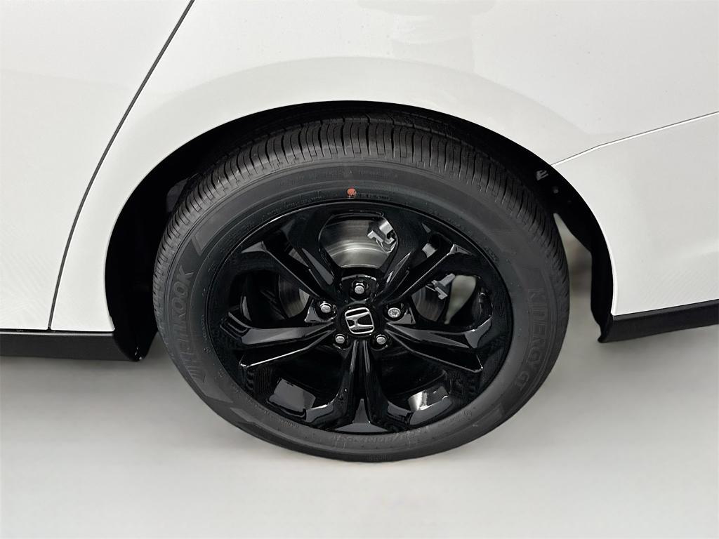 new 2025 Honda Accord car, priced at $32,165