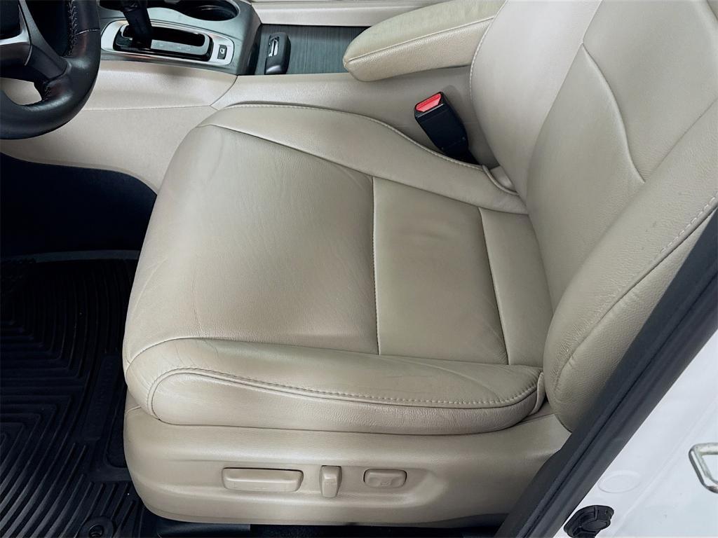 used 2020 Honda Pilot car, priced at $23,298