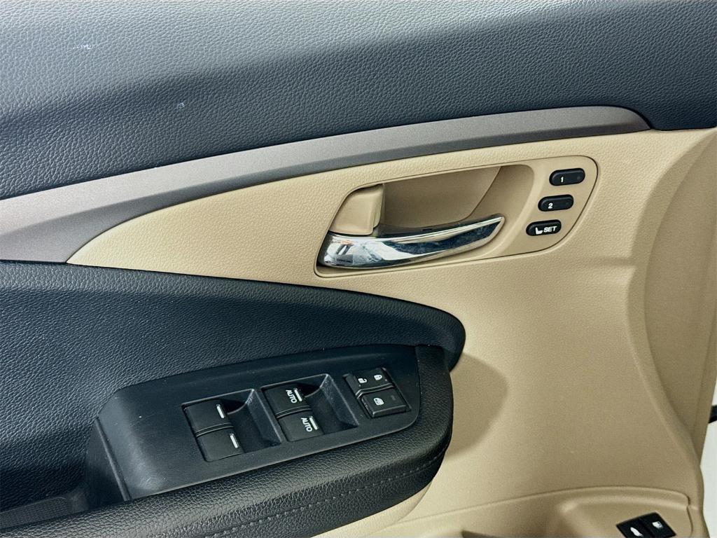 used 2020 Honda Pilot car, priced at $23,298