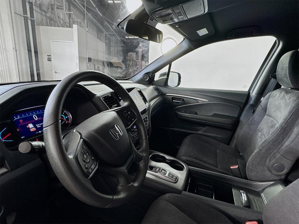 used 2022 Honda Pilot car, priced at $30,930