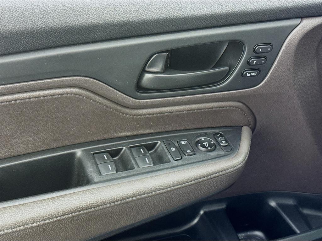 used 2019 Honda Odyssey car, priced at $25,698
