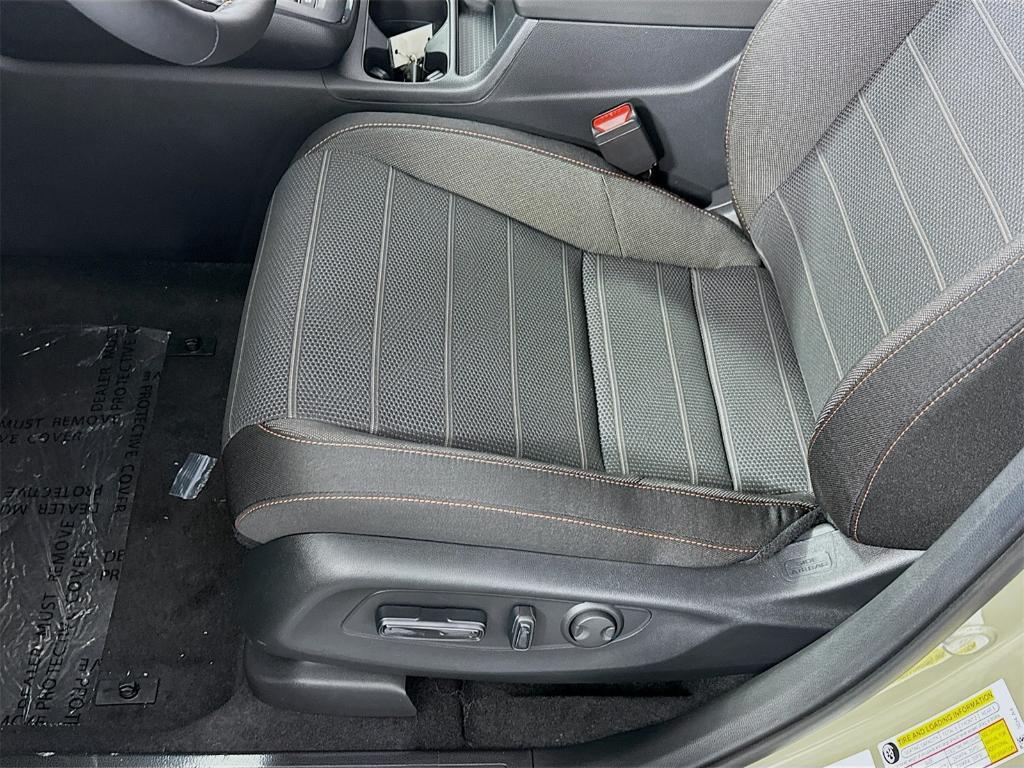 new 2026 Honda CR-V Hybrid car, priced at $40,650