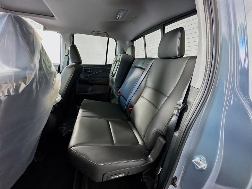new 2025 Honda Ridgeline car, priced at $45,135