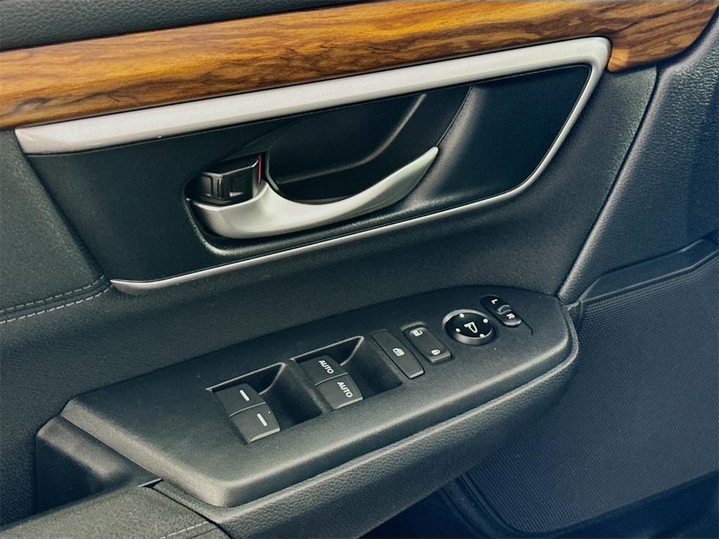 used 2017 Honda CR-V car, priced at $18,298