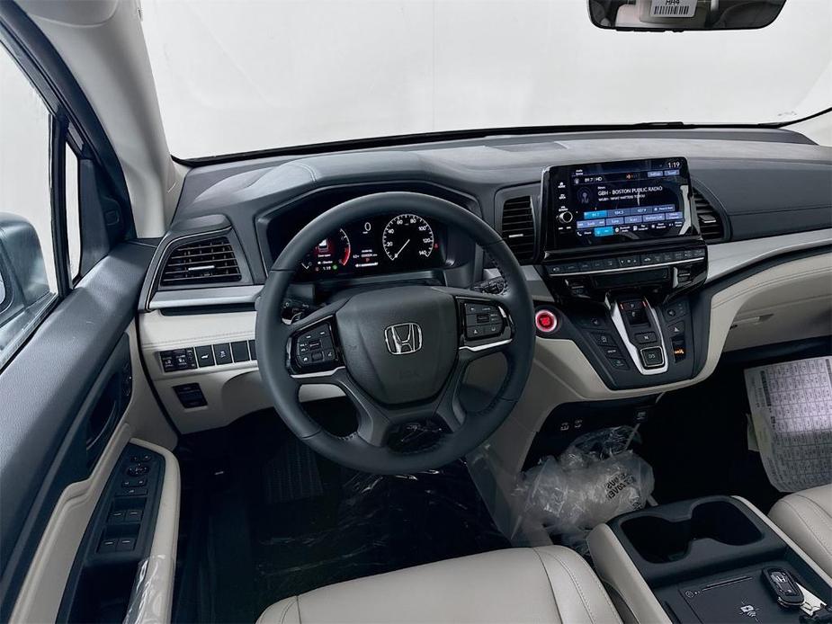 new 2025 Honda Odyssey car, priced at $44,275