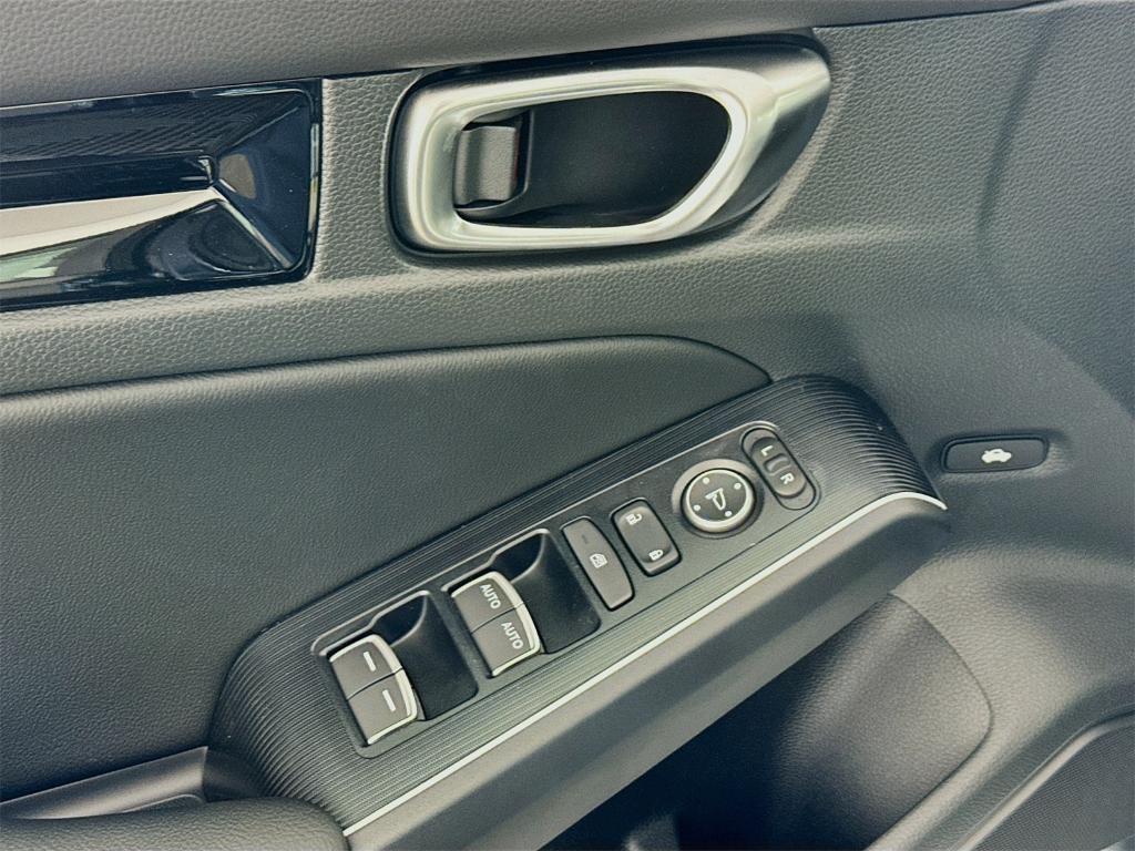 new 2025 Honda Civic Hybrid car, priced at $33,100