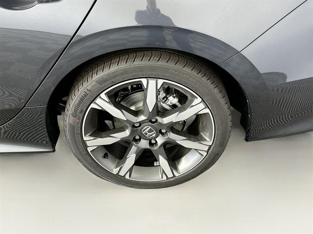new 2025 Honda Civic Hybrid car, priced at $33,100