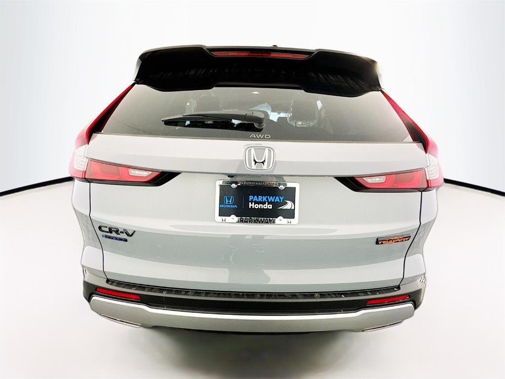 new 2026 Honda CR-V Hybrid car, priced at $40,650