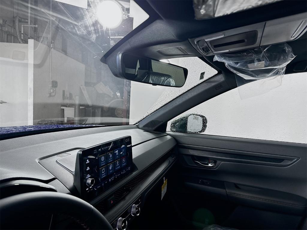 new 2025 Honda CR-V Hybrid car, priced at $41,000