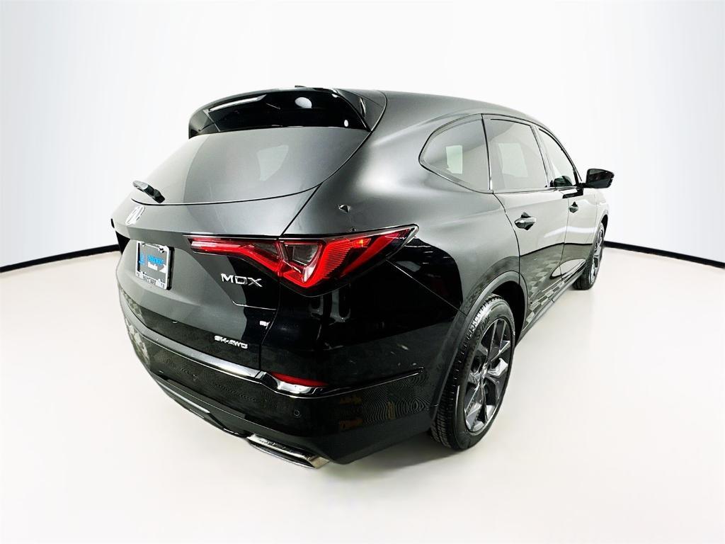 used 2022 Acura MDX car, priced at $43,498