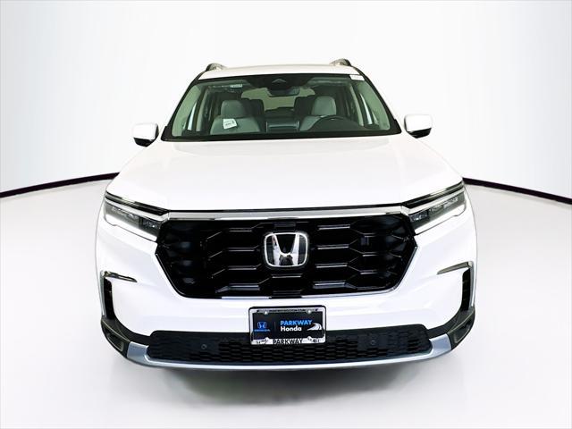 new 2025 Honda Pilot car, priced at $51,150