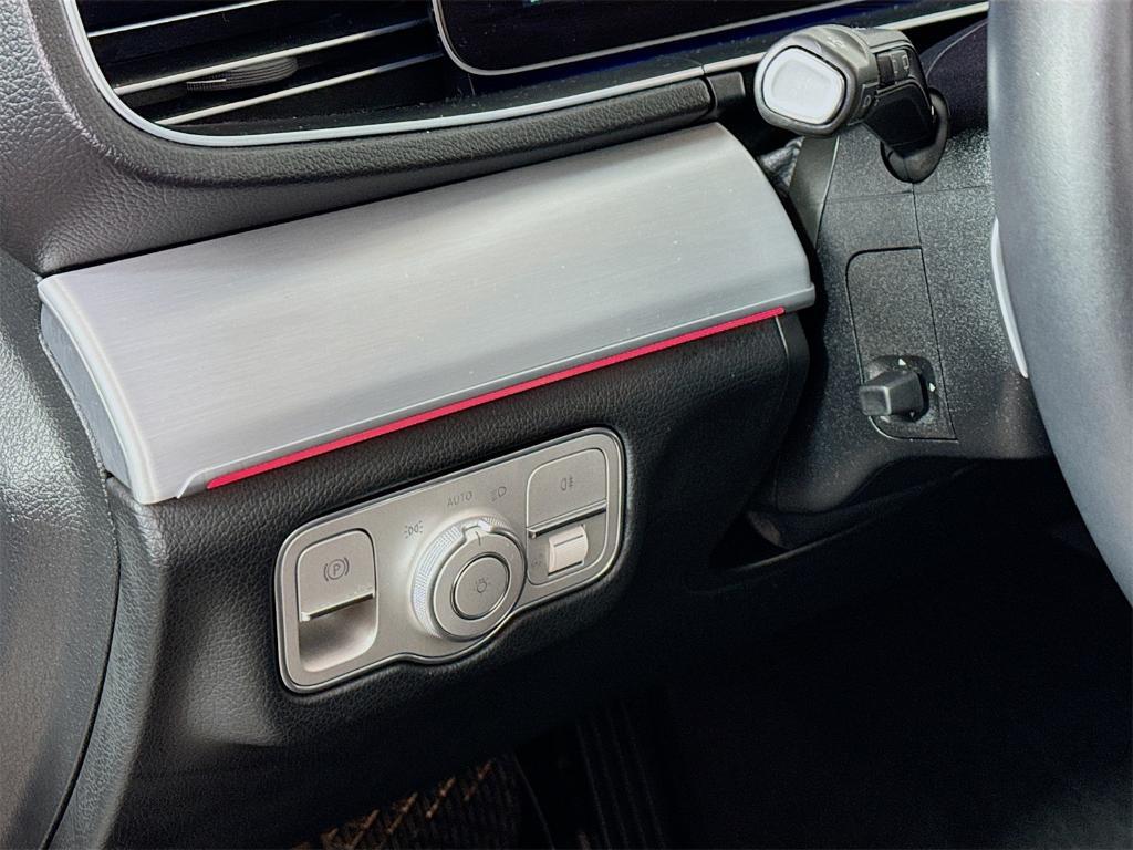 used 2024 Mercedes-Benz GLE 450 Plug-In Hybrid car, priced at $52,498