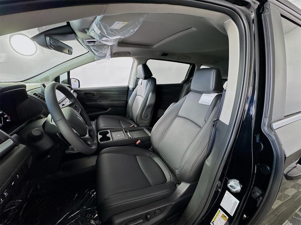 new 2026 Honda Odyssey car, priced at $45,685