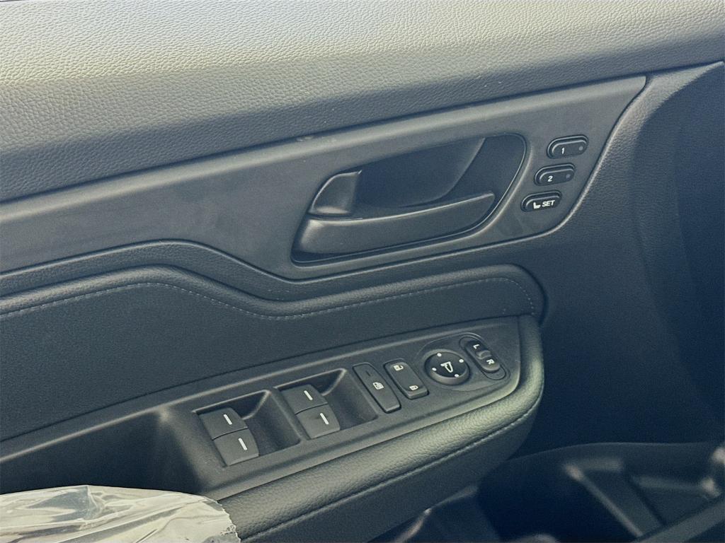 new 2026 Honda Odyssey car, priced at $45,685