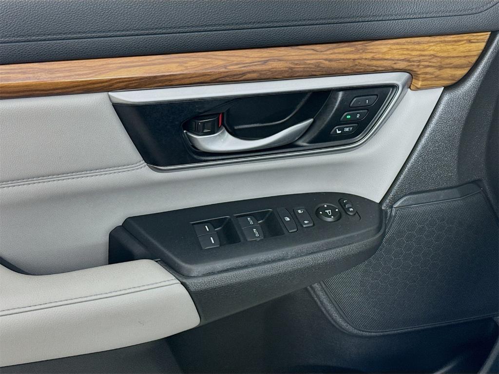 used 2022 Honda CR-V Hybrid car, priced at $31,620