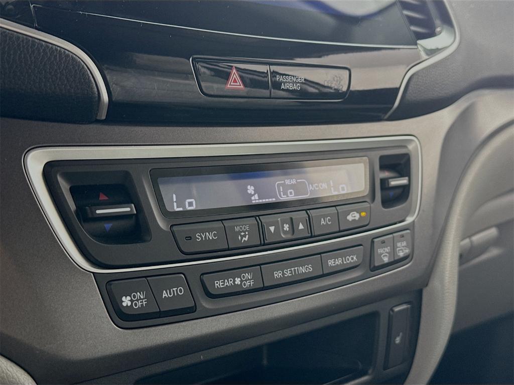 used 2021 Honda Pilot car, priced at $32,850