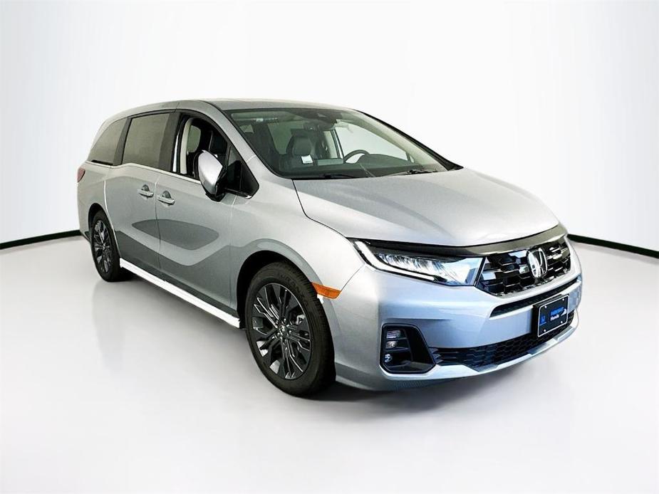 new 2025 Honda Odyssey car, priced at $48,005