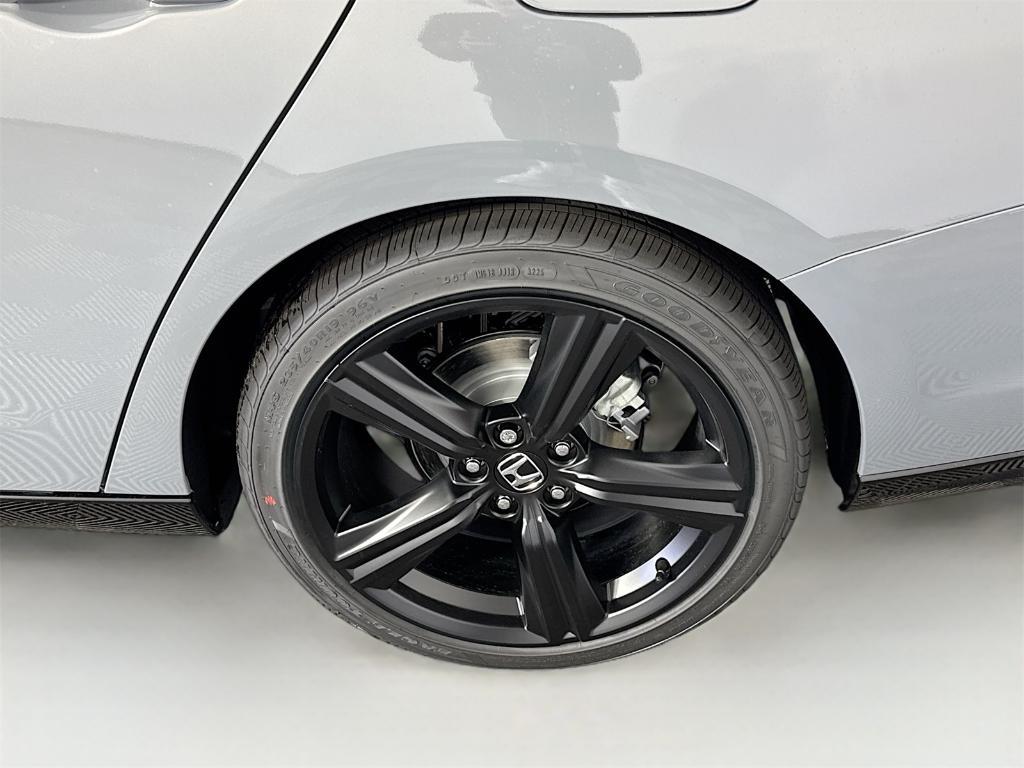 new 2025 Honda Accord Hybrid car, priced at $36,590
