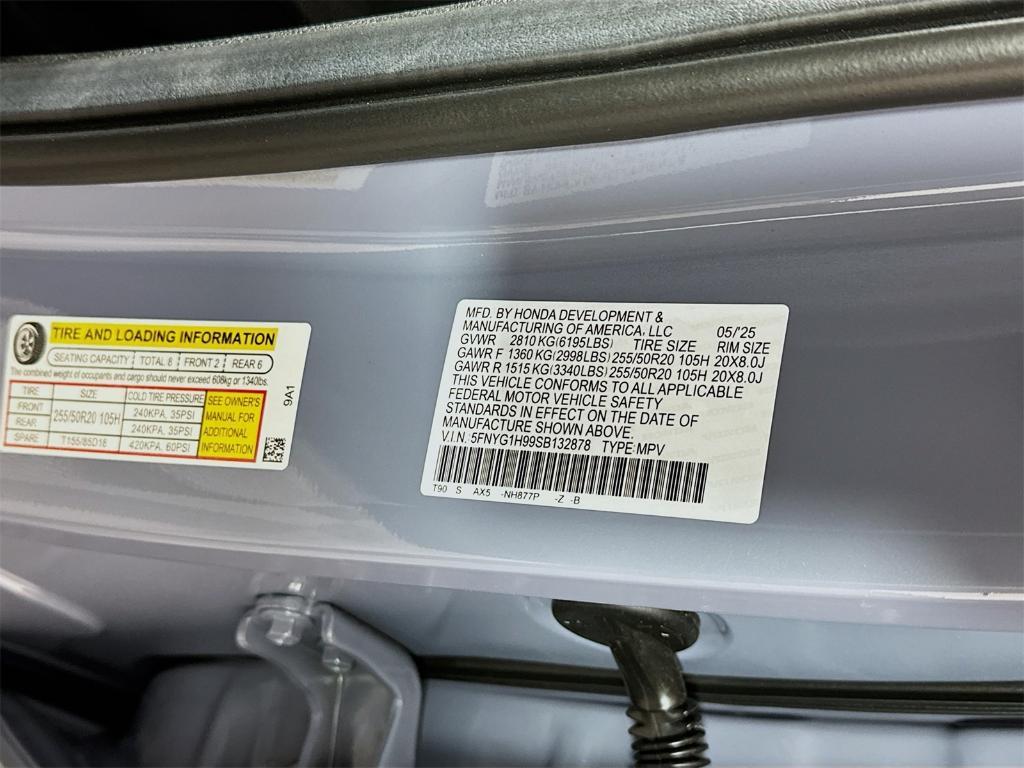 new 2025 Honda Pilot car, priced at $58,205