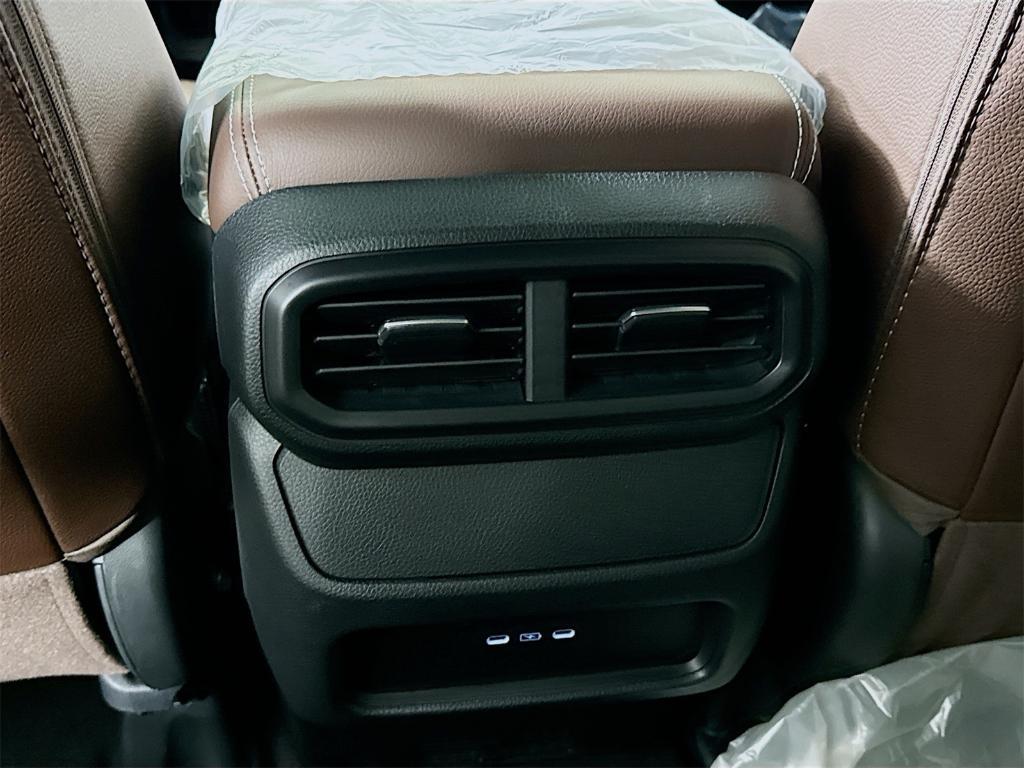 used 2025 Honda Passport car, priced at $40,897