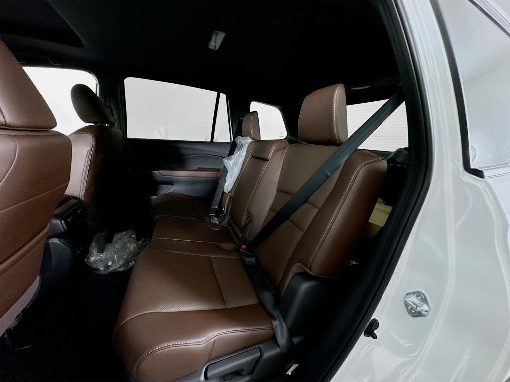 used 2025 Honda Passport car, priced at $40,897