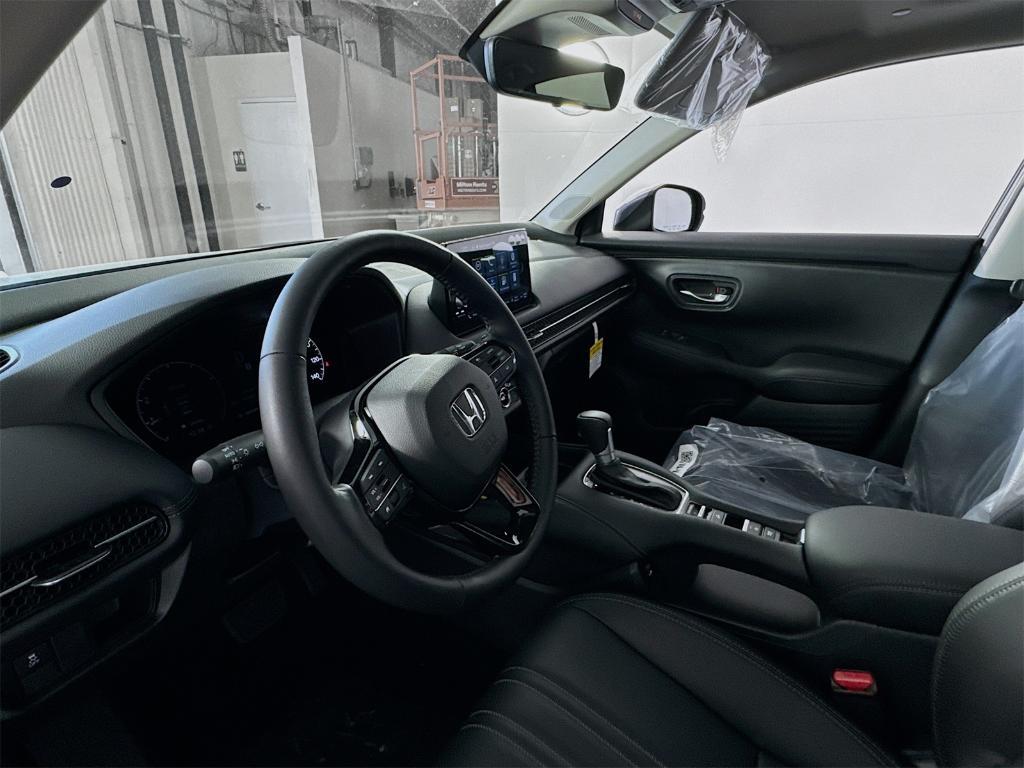 new 2025 Honda HR-V car, priced at $32,395