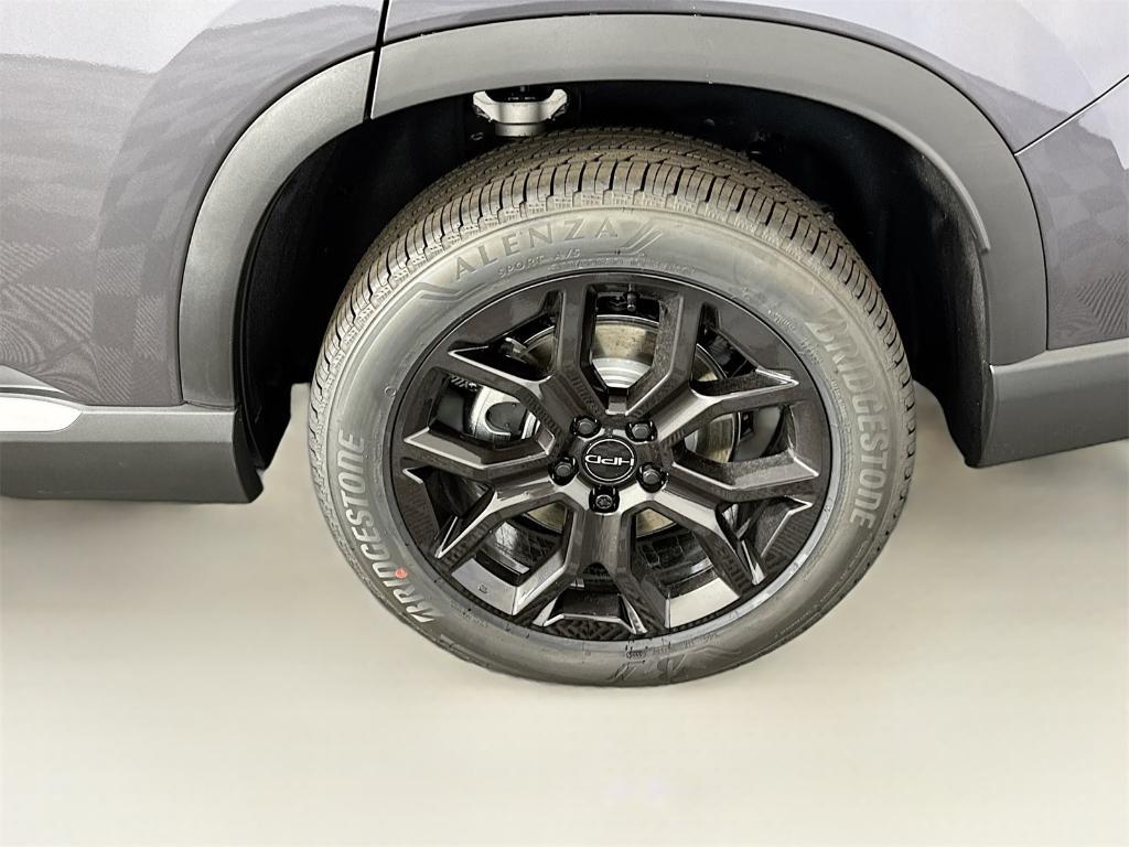 new 2025 Honda Pilot car, priced at $52,995