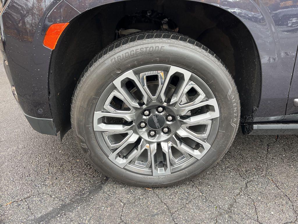 used 2024 GMC Yukon XL car, priced at $82,791