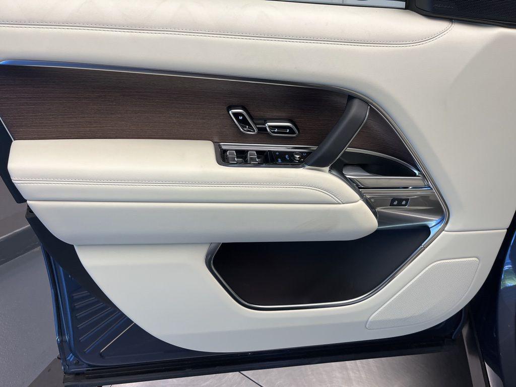 new 2025 Land Rover Range Rover car, priced at $142,955