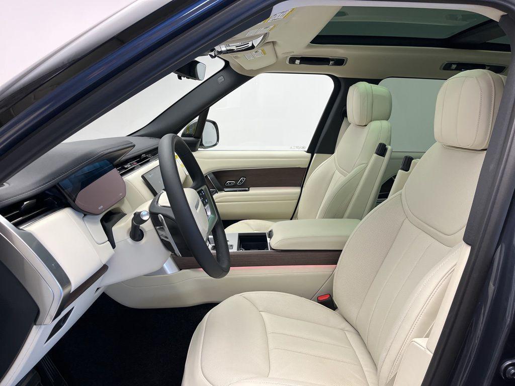 new 2025 Land Rover Range Rover car, priced at $142,955