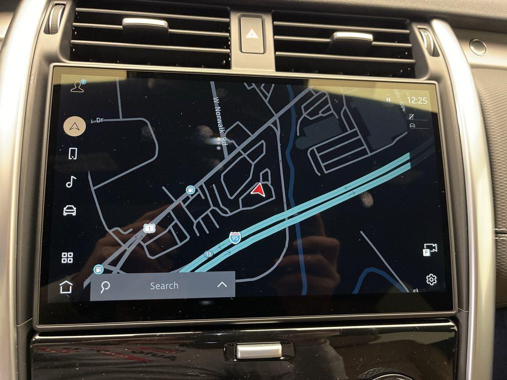 new 2026 Land Rover Discovery car, priced at $72,371