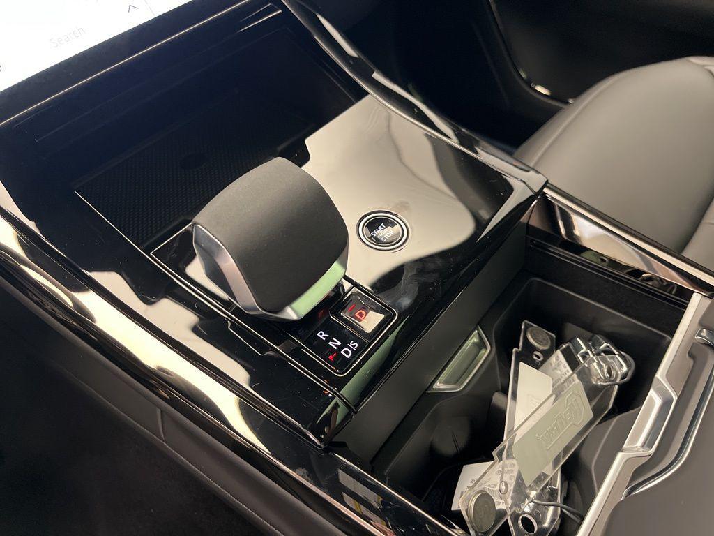 new 2025 Land Rover Range Rover Sport car, priced at $91,390